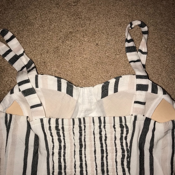 Two Piece - Picture 4 of 4